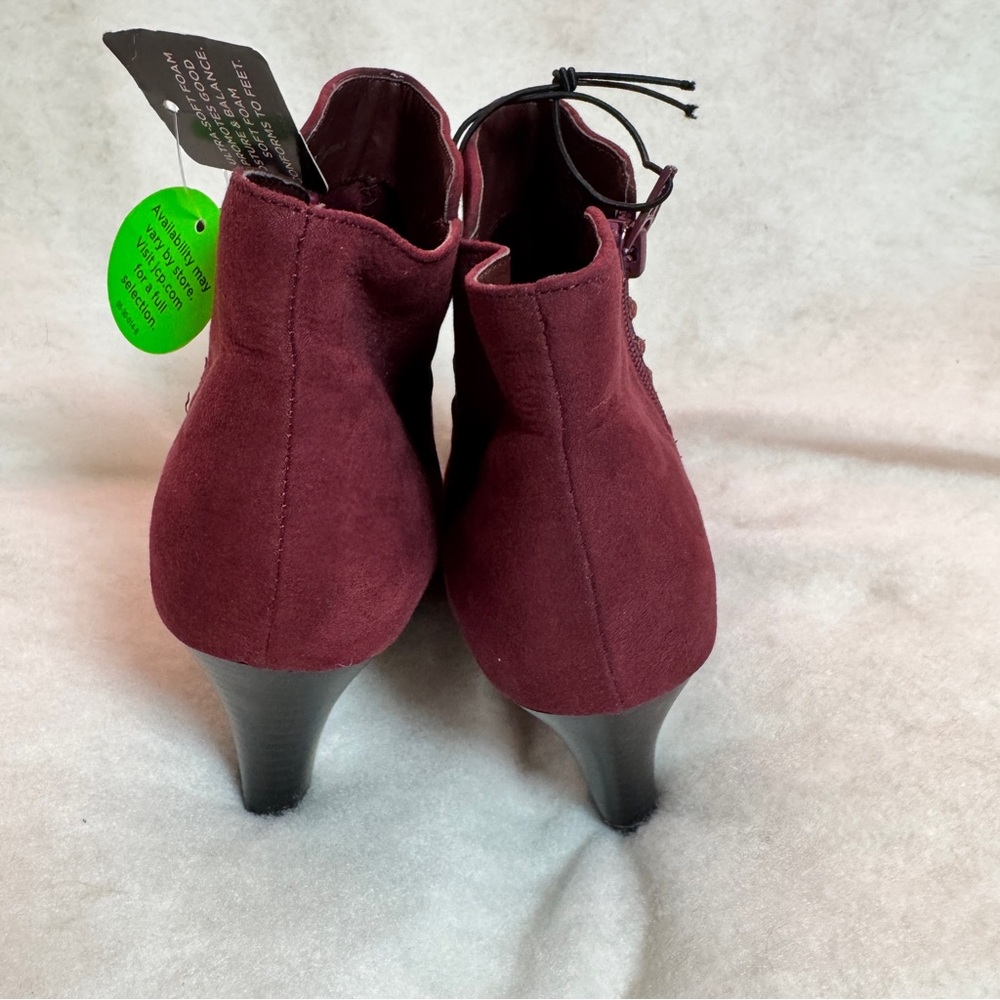 East 5th‎ Burgundy/Wine Suede Womens Half Boot w/Memory Foam  - Size 9W - NWT - Picture 6 of 9